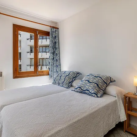 Llenaire 1, Sea View, Pool, Wifi Поланко