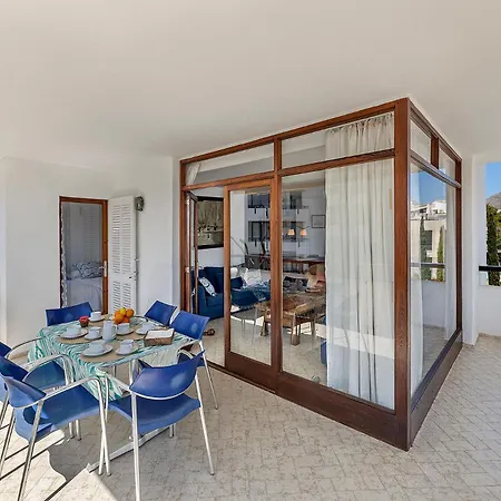 Apartment Llenaire 1, Sea View, Pool, Wifi