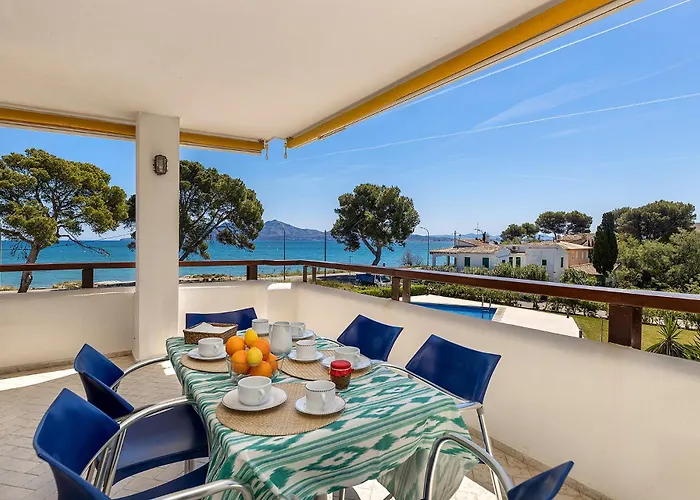 Llenaire 1, Sea View, Pool, Wifi *